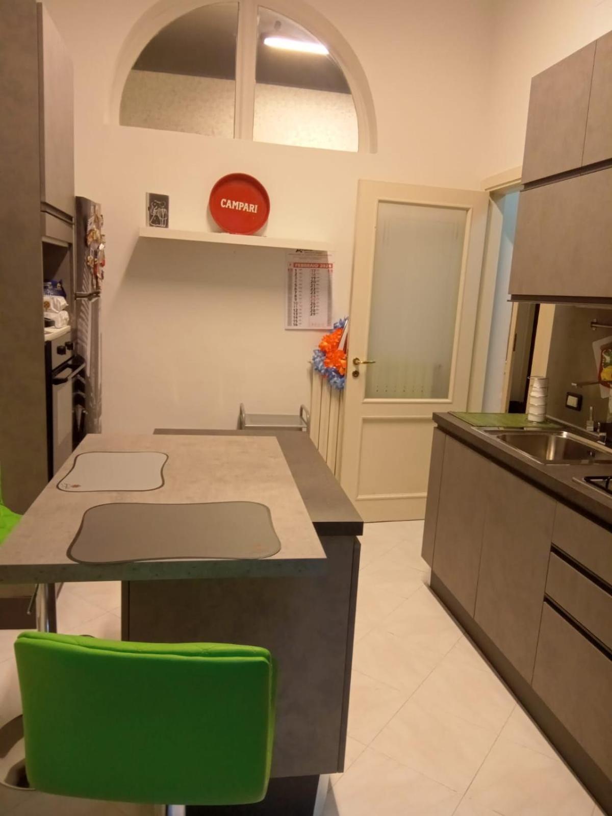 Bross Apartament ซาแลร์โน ภายนอก รูปภาพ