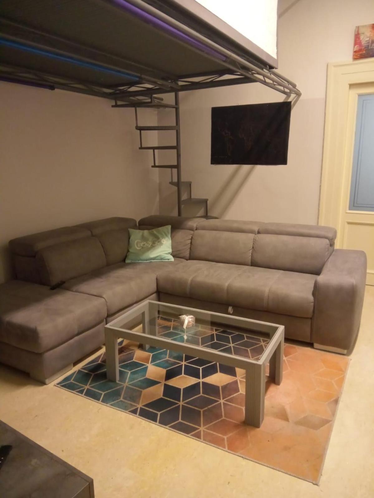 Bross Apartament ซาแลร์โน ภายนอก รูปภาพ